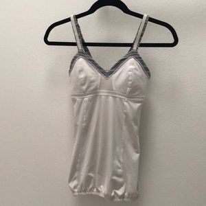 Lululemon White Tank, Size 4